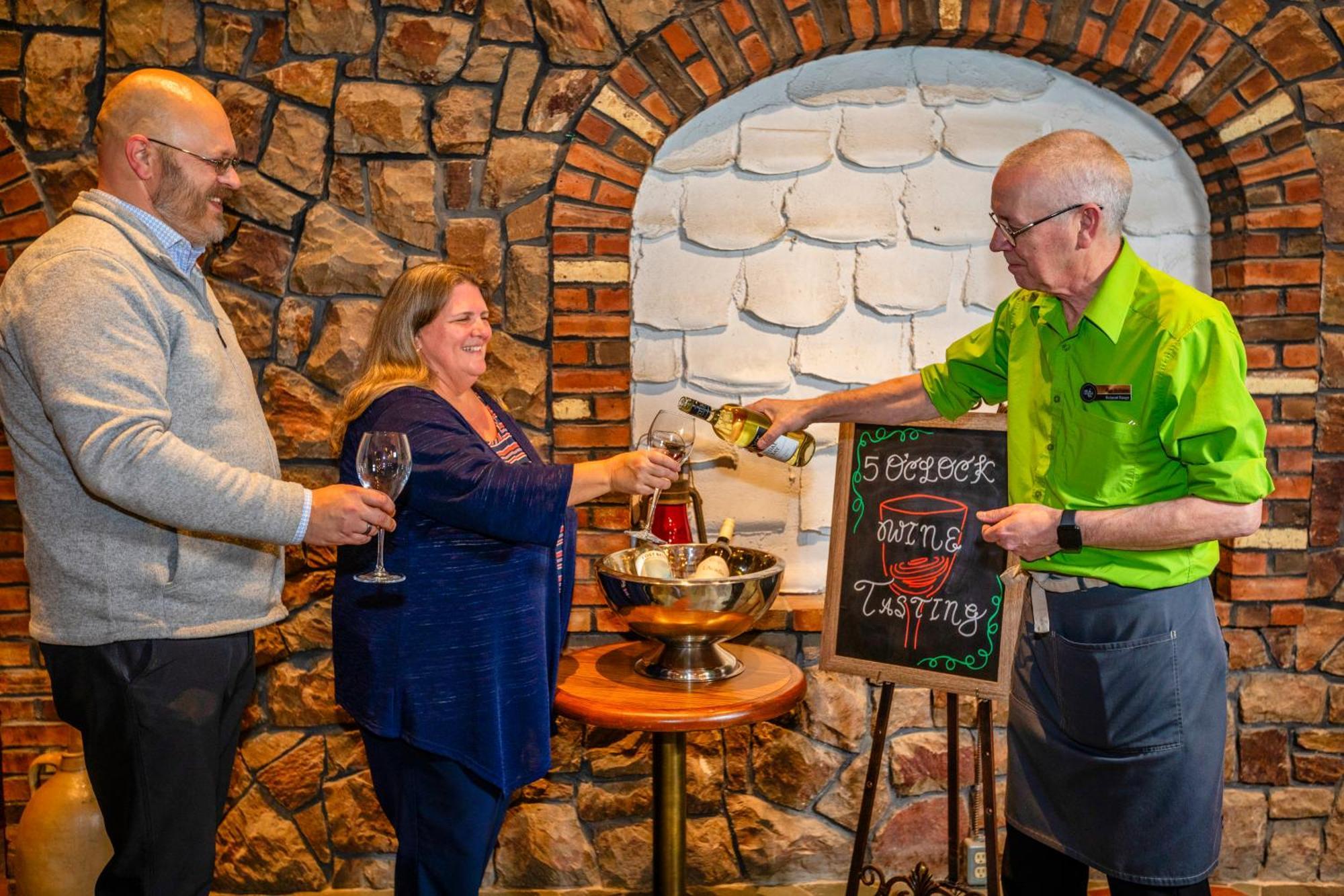 Old Orchard Inn ウルフビル エクステリア 写真