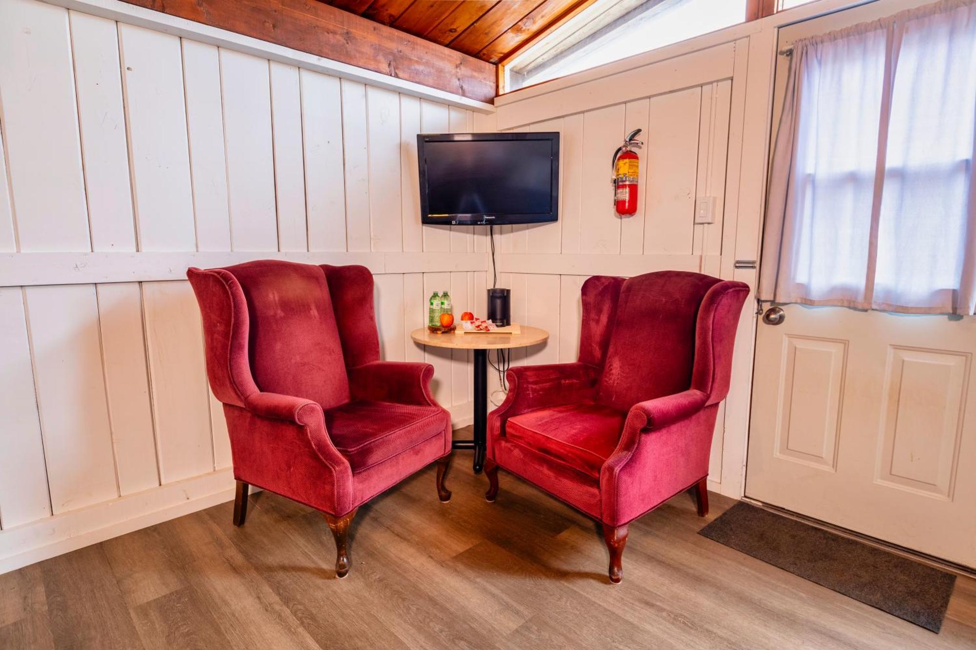 Old Orchard Inn ウルフビル エクステリア 写真