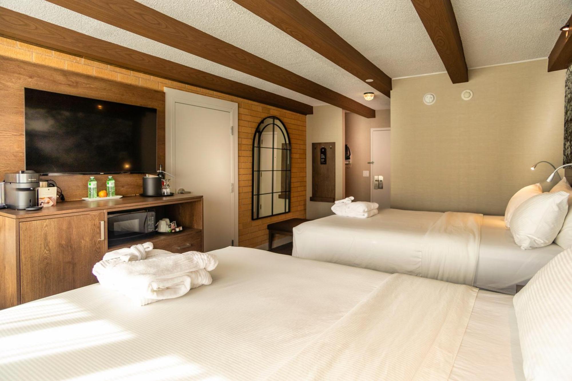 Old Orchard Inn ウルフビル エクステリア 写真